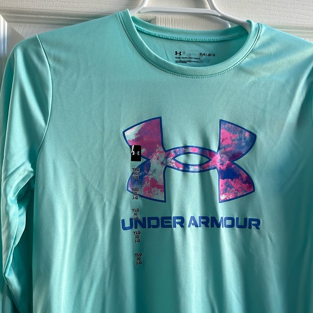 Aqua UnderArmour shirt